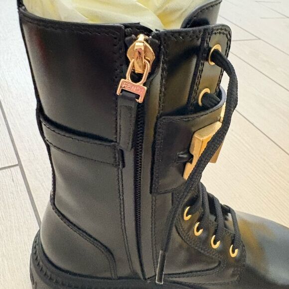 Brand new Fendi Black Leather Ankle Boots size 6.5 - Picture 6 of 10